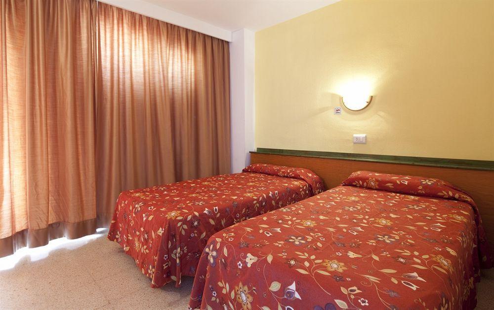 Apartamentos Sol Y Vera Magalluf Exteriér fotografie